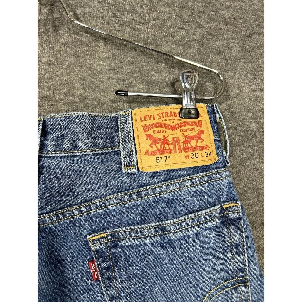 Levis levis 517